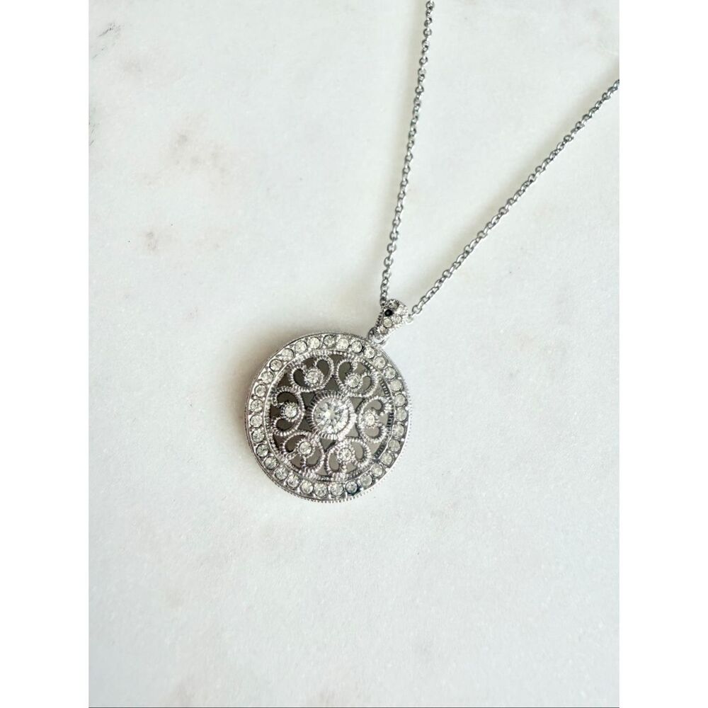 Nadri Y2K Silver Tone Crystal Filigree Medallion Pendant Necklace
